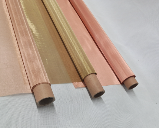Alloy wire mesh — figure 2 of 3
