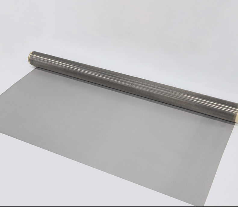 Square opening wire mesh — figure 2 of 3